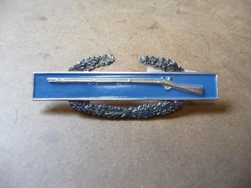 USA WW2 COMBAT INFANTRY BADGE