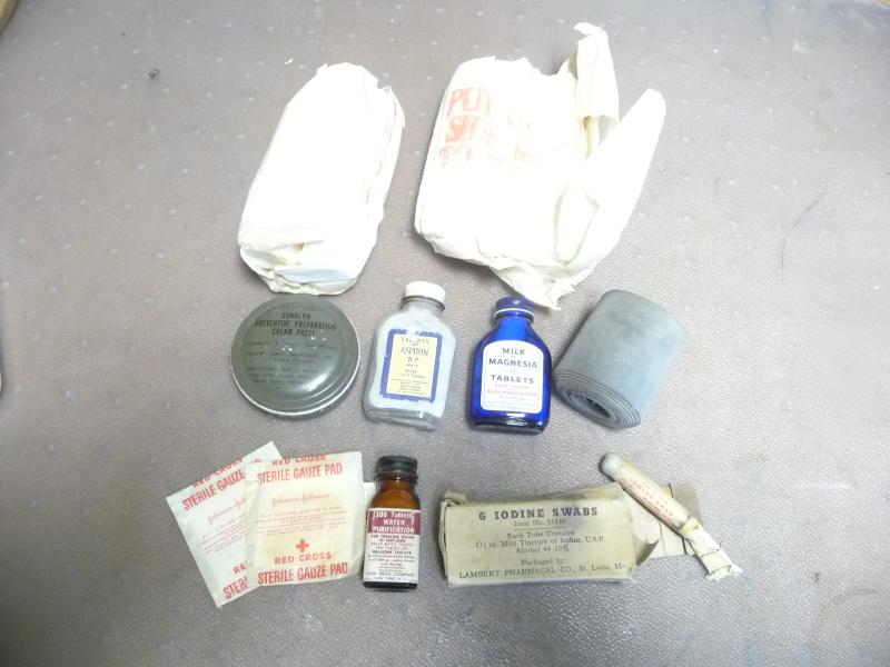 WW2 ASSORTED MEDICAL / FIRST AID ITEMS